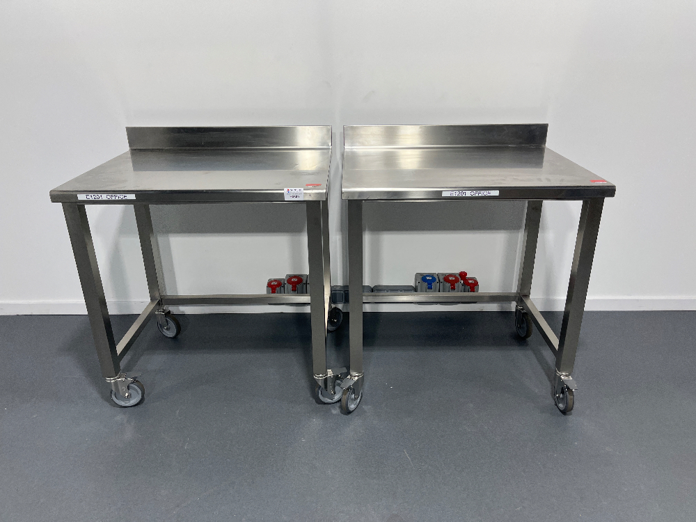 Image of Lot of Table Stainless Steel x2